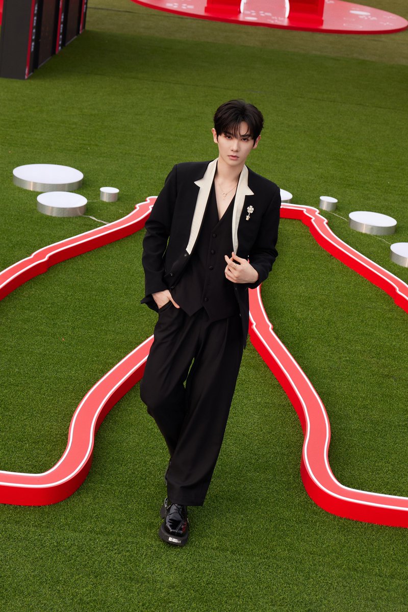 InsightArtistTH's tweet photo. #NINE✖️ #可口可乐 
ขอบคุณทาง #CocaCola ที่ให้โอกาส #นายท่านกรชิต ได้ร่วมทำกิจกรรมดี ๆ ในอีเวนต์ “可口可乐 美妙盛宴” ครั้งนี้ด้วยนะคะ 🥤✨

@naninenai99
#GQCxCocaCola
#高卿尘 #GaoQingchen https://t.co/xXQ81DpFGF