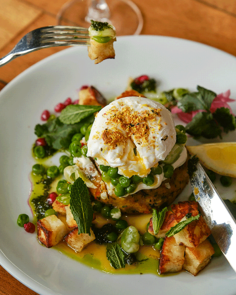 Zero Waste Week 🚫🗑

Here are some of the ways we are working to reduce waste ⬇️

🌱 Our daily menu is entirely vegetarian &amp; vegan Wednesday – Sunday

🦶 We work with local suppliers and use seasonal ingredients 

🔄 Reducing plastics and using biodegradable items where possible