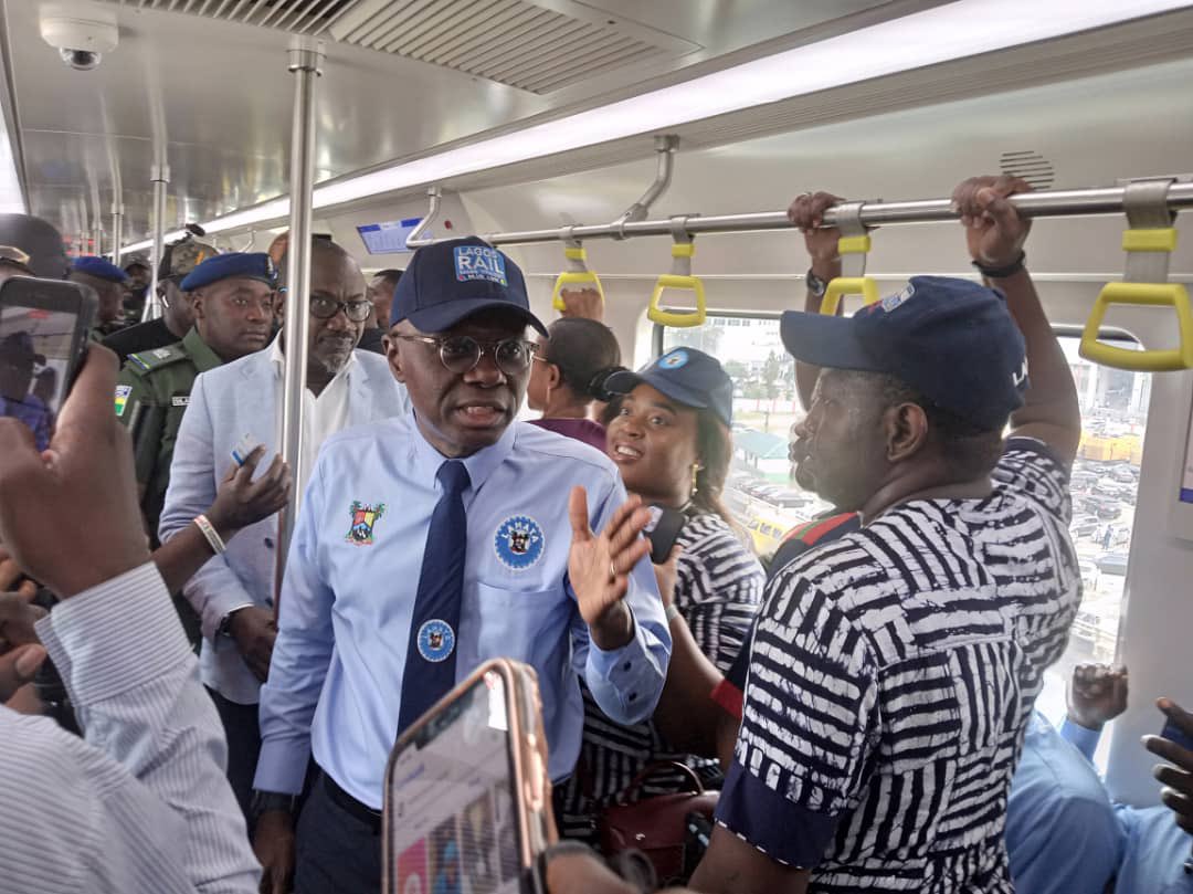 holuwafemi_002's tweet photo. Congratulations Jide Milwaukee @jidesanwoolu
Congratulations Lagosian ๐ ๐
Congratulations eyin omo atoko wa baleje cos yall will be riding too
If e easy make una governor run am
#ThisIsLagos
#BlueRailLine https://t.co/9eAZeAMaZl