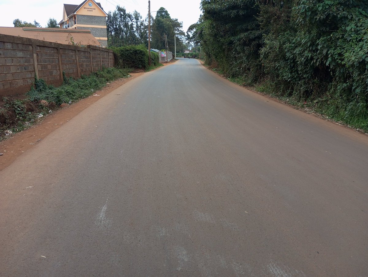 KeRRA_Ke's tweet photo. Substantial Completion Inspection of Ngecha-Gitangu-Kanjeru/Gitangu(Karia)-Nyathuna/Ngecha - Mahinga - Site(JCT 104)-Kabocha-Gikuni-Mukui-Karura/Zambezi-Kamuguga Kiambaa-Gwa Gichini & Zambezi - Kamuguga Polytechnic Mangorano Roads.
#connectingdevolvedkenya https://t.co/J8wB0BYm4A
