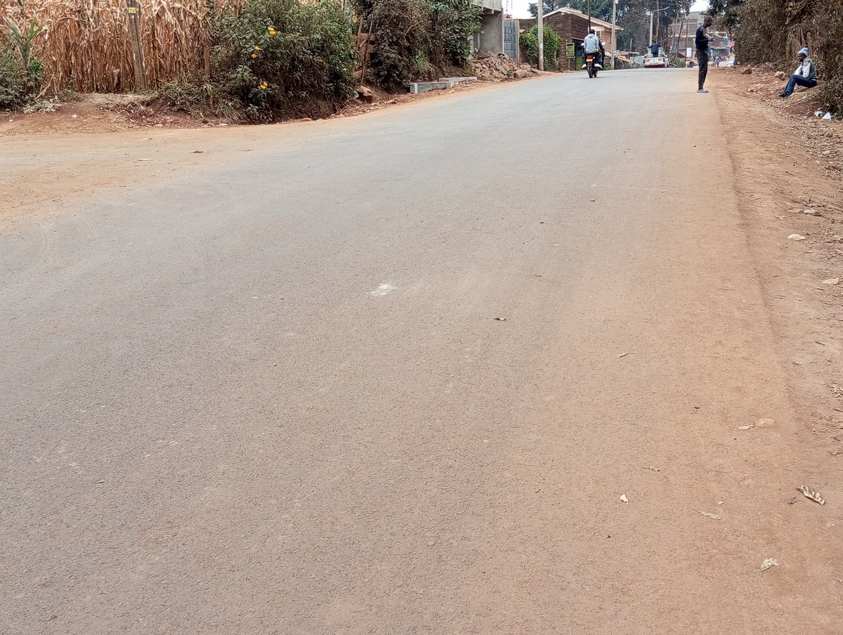 KeRRA_Ke's tweet photo. Substantial Completion Inspection of Ngecha-Gitangu-Kanjeru/Gitangu(Karia)-Nyathuna/Ngecha - Mahinga - Site(JCT 104)-Kabocha-Gikuni-Mukui-Karura/Zambezi-Kamuguga Kiambaa-Gwa Gichini & Zambezi - Kamuguga Polytechnic Mangorano Roads.
#connectingdevolvedkenya https://t.co/J8wB0BYm4A