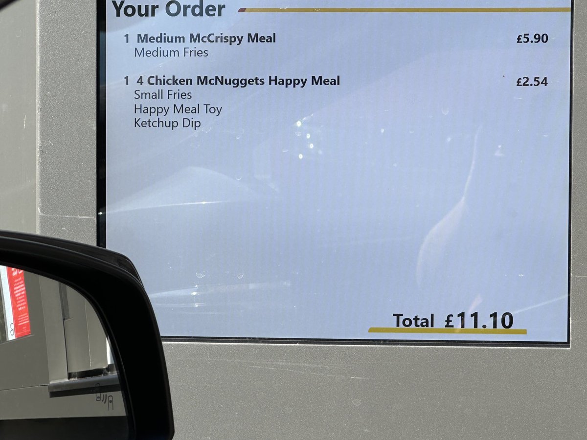 ⁦<a href="/McDonaldsUK/">McDonald's UK</a>⁩ ⁦<a href="/TradeStandards/">TradingStandards</a>⁩ for some reason £5.90 + £2.54 equals £11.10. The staff at Maidstone m20 drive thru couldn’t explain beyond saying that the total was correct and the prices are wrong. Can you explain this and is showing the wrong prices legal?