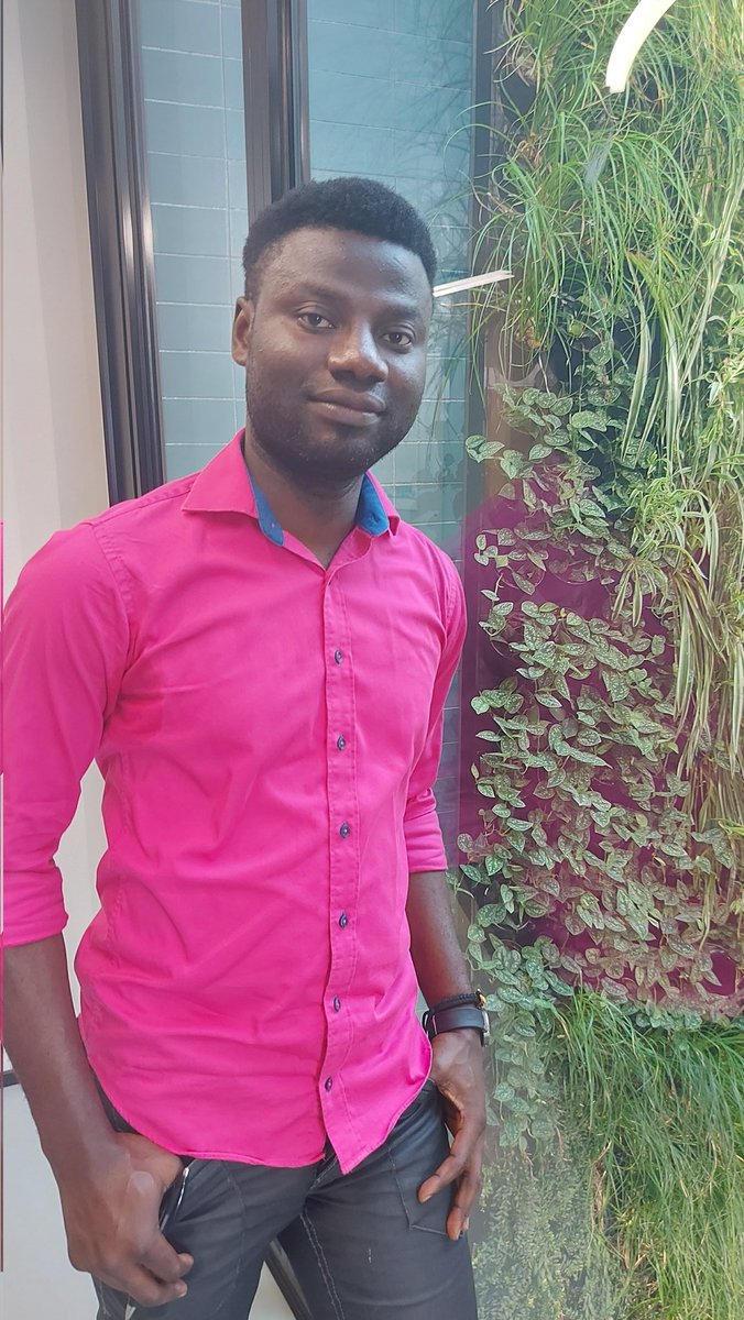 Kicking off the semester with a new #PhD student👨‍🎓Meet @PhilemonGyamfi, who will explore multi-trophic #interactions in invaded plant communities 🦠🌱🪳 during the next 4 years. Have wonderful discoveries in the science and beyond, Philemon!