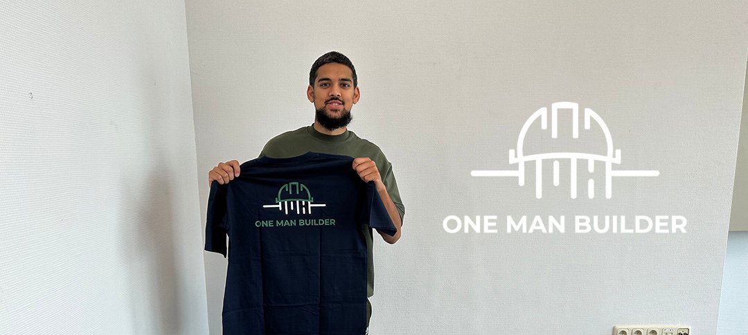 Waarschijnlijk is hij één van de jongste ondernemers op het terrein. Nog maar 26 jaar oud en runt een bedrijf gespecialiseerd in e-installaties. Sinds juni dit jaar is het bedrijf gevestigd op Halfweg-Molenwatering en heten wij ze van harte welkom! bizhm.nl/maak-kennis-me…