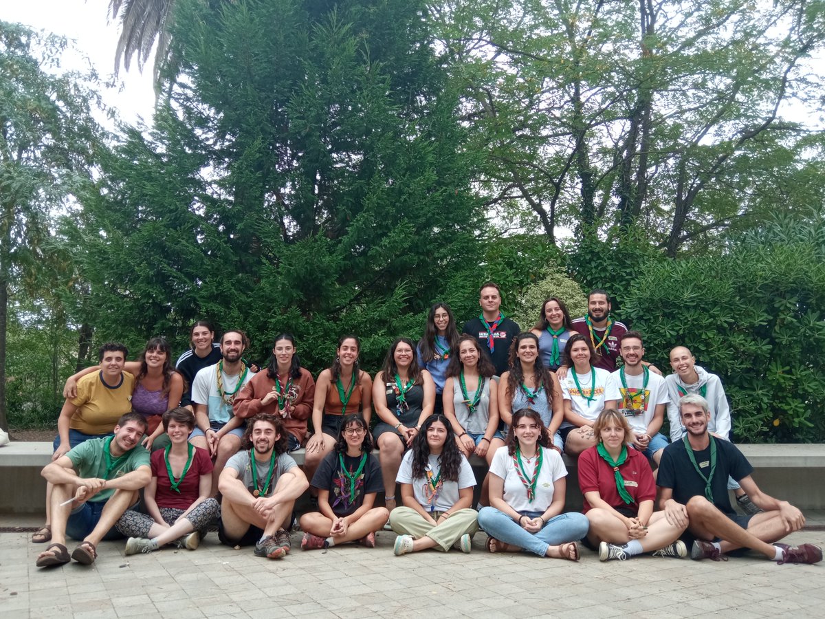 EscoltesCat's tweet photo. 👥 Aquest cap de setmana hem donat el tret de sortida a la feina associativa amb la Junta General, incorporant noves cares als equips i treballant les Memòries del curs passat.

🌟 Hem començat a concretar els Projectes i Línies estratègiques compartides per al nou curs. https://t.co/uaoItO1IiV