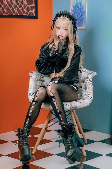 コスプレイヤーしろさきのTwitter画像18