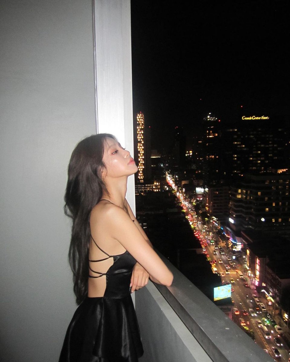 miheearchive's tweet photo. [230904] instagram update

"hbd to me!"

#MIHEE #이미희 https://t.co/oxSQhCbwjC