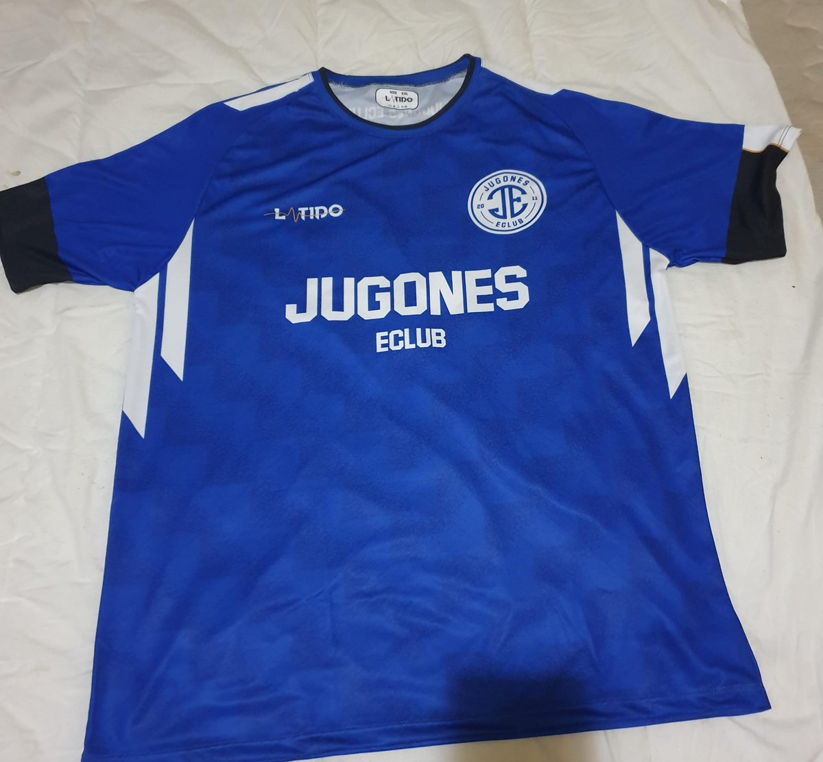 Reborn_Alexao's tweet photo. En @jugoneseclub buscamos jugadores de PRUEBAS para ESTA semana

⚽Todas las posiciones

📩CONTACTAR Mensaje privado

⚪Os esperamos🔵 https://t.co/RafwWtYrSp