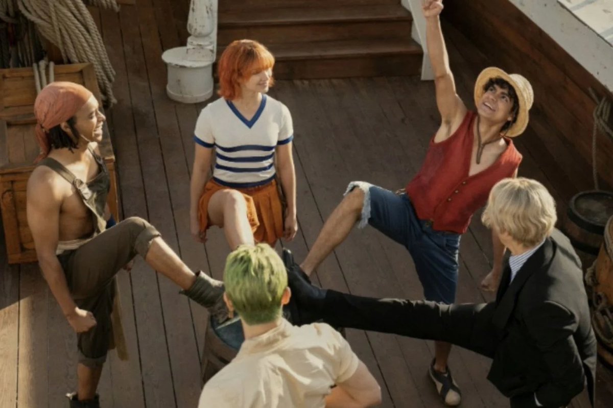 KeoNancyLy's tweet photo. La série live action de One Piece est réussie. C’était un pari risqué mais les libertés prises servent bien à l’avancée de la série. On retrouve l’esthétique, l’esprit et l’énergie du manga, c’est magnifique. Inaki Godoy et Mackenyu ont très bien retranscrit les personnages de Luffy et Zoro, deux grandes réussites, deux grands mérites. Je me suis régalée du premier au dernier épisode

#OnePieceNetflix