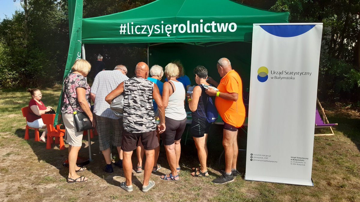 Bialystok_STAT's tweet photo. Dziękujemy wszystkim osobom odwiedzającym nasze stoisko promocyjno-informacyjne zorganizowane podczas 24. Ogólnopolskiego Dnia Ogórka w Kruszewie. Do zobaczenia na kolejnych imprezach plenerowych.
#BadaniaAnkietowe #podlaskie #PSR2020 #NSP2021 https://t.co/JTf8ViPYQi