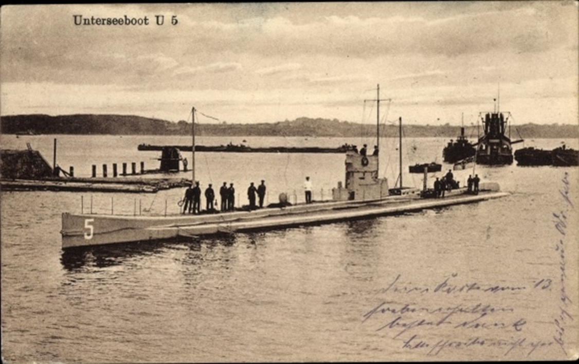 VLIZnews's tweet photo. Today press conference at #InnovOcean @Oostende by governor @carldecaluwe. Identification of 2 #WorldWar1 wrecks in Belgian North Sea by maritime archeologist Tomas Termote. U5 sank in 1914. UC14 sank in 1917. Seaman’s graves for 29 and 16 German soldiers. https://t.co/k5jXhbc11K https://t.co/xUSs2pgOUX