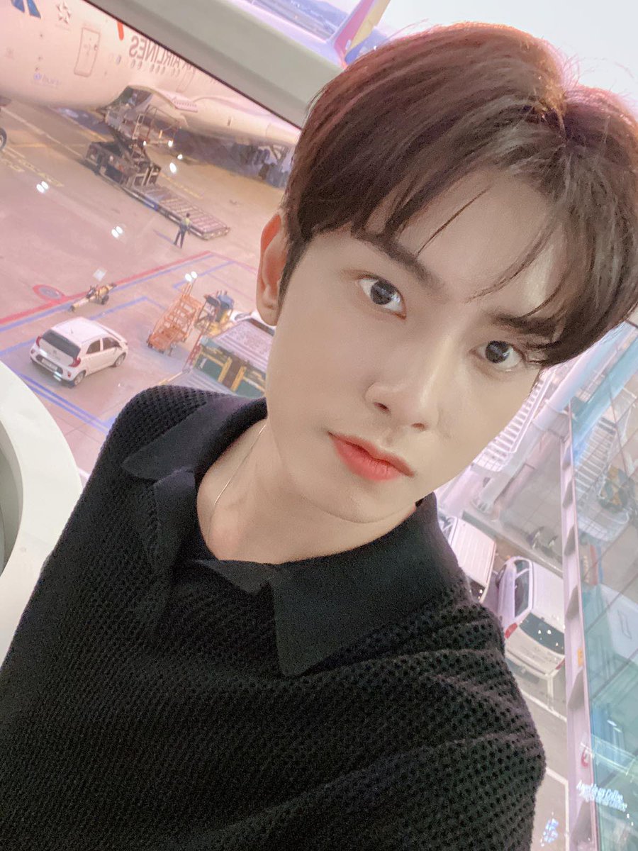 HORI7ONofficial's tweet photo. ANCHORs, See you soon❤

#HORI7ON #호라이즌
#HORI7ON_1STCON
#Friend_SHIP
#VoyageToManila https://t.co/LbrmrvgyHY