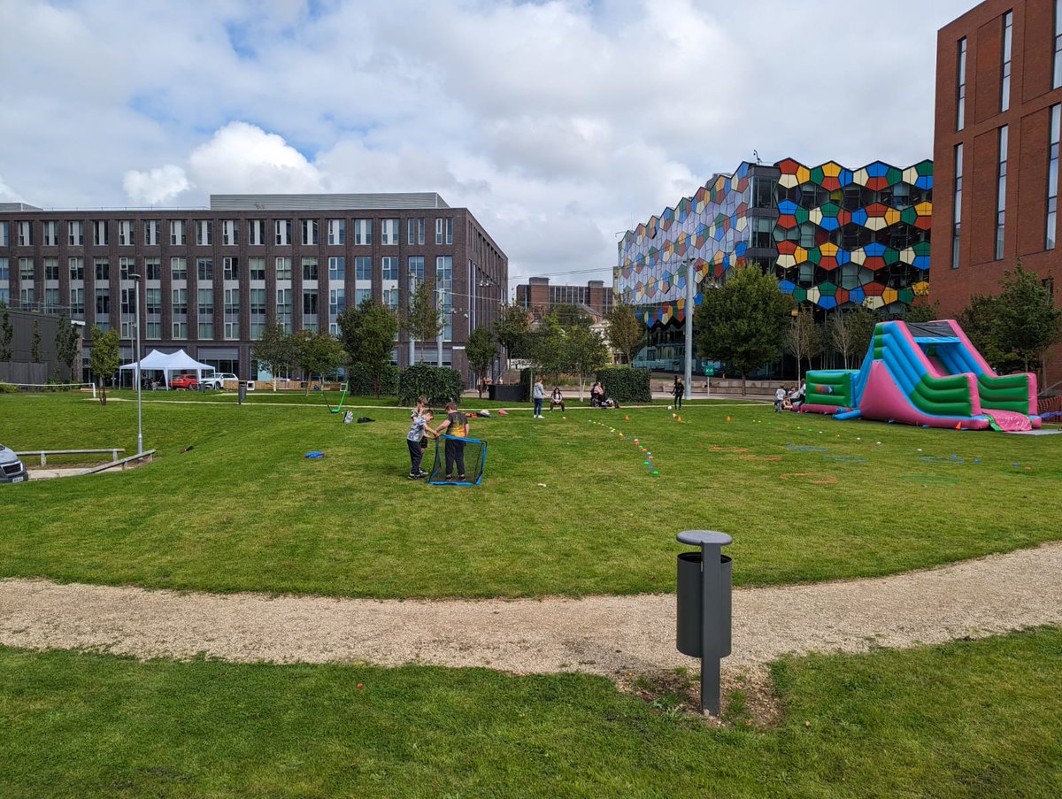 ymcans's tweet photo. Last Friday, we had a fantastic End of the Summer party at @SmithfieldST1!✨

A massive thank you to everyone who joined us throughout the summer holidays! We have made some fantastic memories📸

#YMCA | #YMCAGo! https://t.co/YPS7yrXPxV