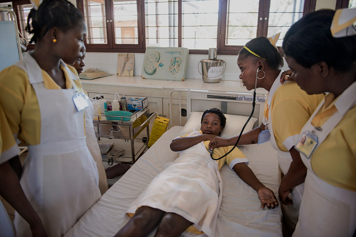AECID_es's tweet photo. #AECIDSalud ¿Conoces el Fondo Común de Salud de #Mozambique 🇲🇿? Conocido como #PROSAUDE III, es un mecanismo para garantizar la atención primaria en todo el país, sobre todo zona rural. Participan España, Irlanda, el Gobierno de Flandes, Suiza, Italia, @UNICEF  y @UNFPA https://t.co/mthm7IZb3n