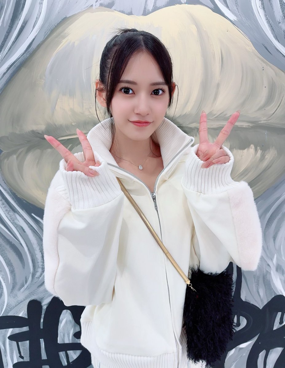 umi_sea_0v0's tweet photo. ラフォーレ原宿プレアパpop up 2日間お越しいただき��りがとうございました🤍 https://t.co/ZQCIL5Upl4