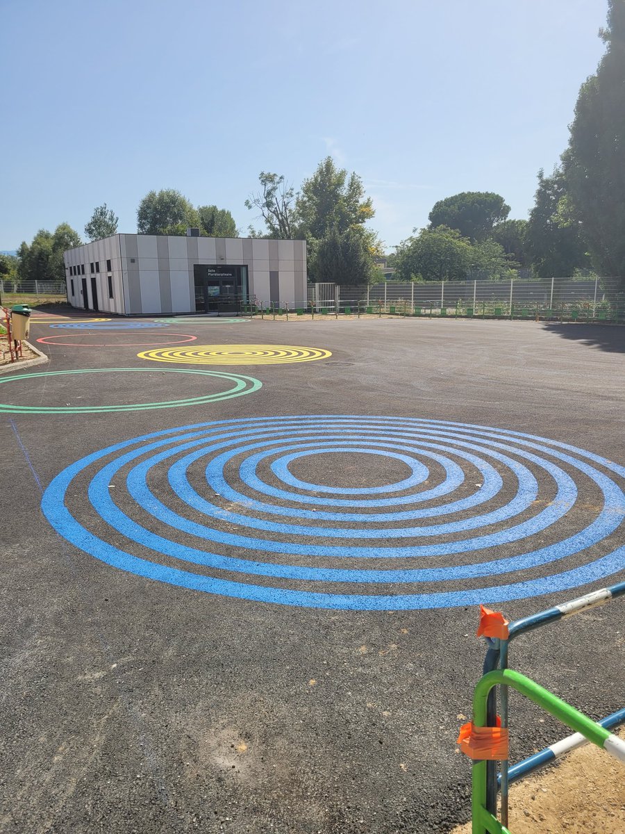 Directeur académique de l'Ain tweet media