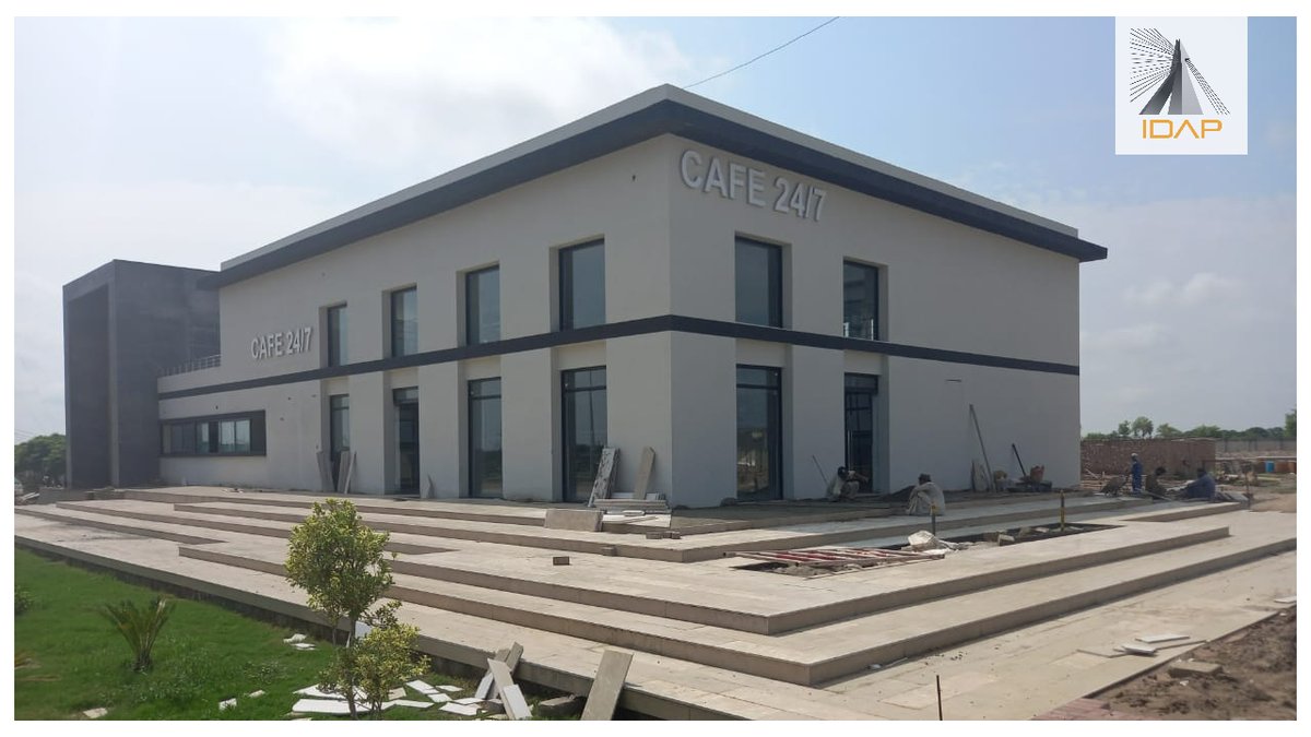 idapgop's tweet photo. The project is currently under construction in its phase 01 which includes a 500-bed hospital building along with staff accommodation and allied facilities.
#IDAP #IDAPInfrastructure #Healthcare #Development #Construction #Nishtar #Multan https://t.co/qQFdP0IIkR
