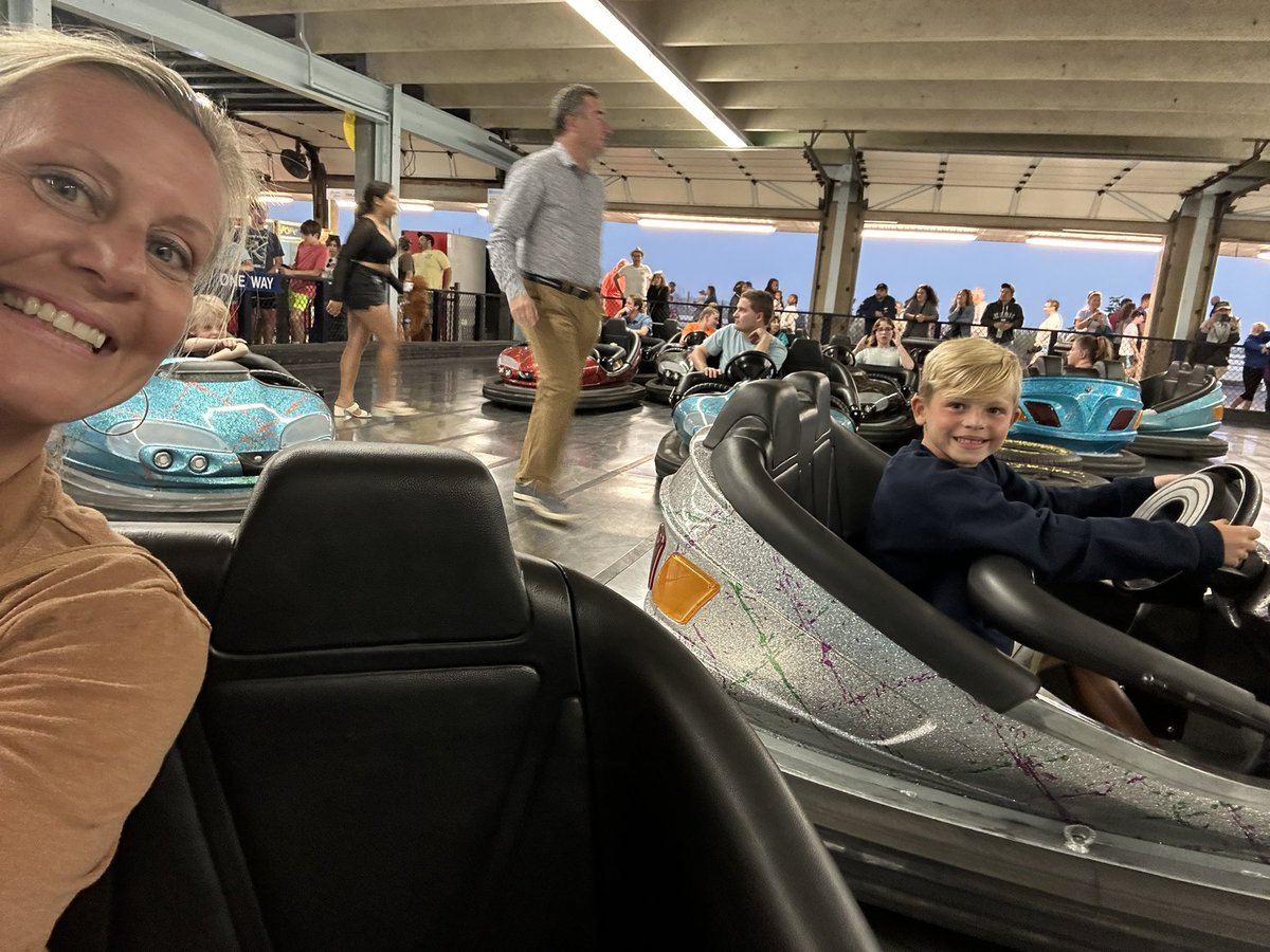 Kelly Sasher tweet media