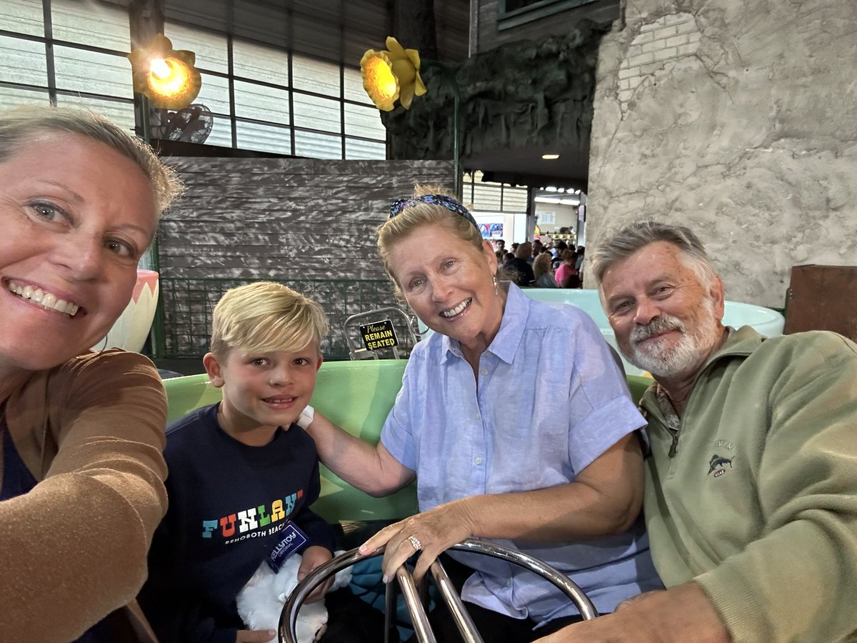 Kelly Sasher tweet media