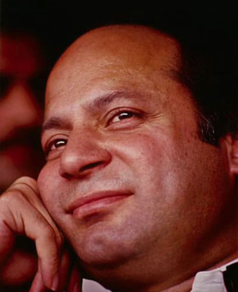 Momin_Speaks's tweet photo. ان آنکھوں میں صرف پاکستان کے عوام کے لئیے محبت کی چمک ہے!! https://t.co/Vz3My1IT5L