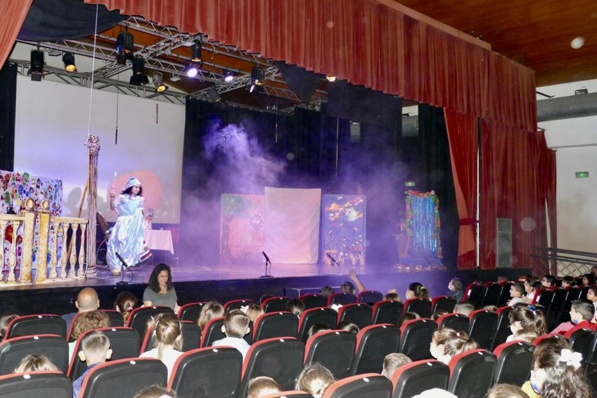 🔊La Escuela Municipal de Teatro de #Cartagena abre la inscripción a sus clases.

👉Elige la especialidad que más te atraiga entre:

🎭Teatro
📽️Cine
📺Televisión
🎶Musicales

🌐Te contamos cómo acceder a esta formación gestionada por <a href="/tlmurga/">La Murga Teatro</a> en la web: cartagena.es/detalle_notici…
