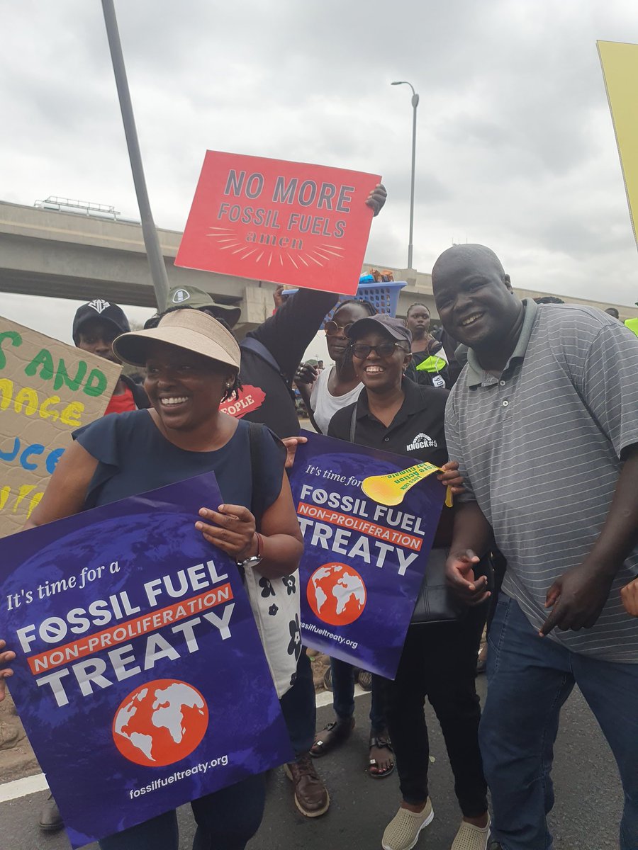 fossiltreaty's tweet photo. "If I can't dance, I don't want to be part of your revolution."

Today, for the opening of the #AfricaClimateSummit23, the #FossilFuelTreaty team and partners danced in streets of Nairobi to #EndFossilFuels #FastFairForever

✊🏽💛✊🏽

https://t.co/PaFGJzdfee https://t.co/PGgElN8NlB