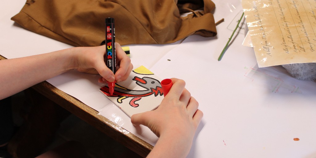 LandmarkEngage1's tweet image. New #volunteering role alert! Are you interested in #communityengagement? Want to help us share the #history and #restoration of Calverley Old Hall with schools and community groups in the Leeds &amp;amp; Bradford area? For more information see: bit.ly/3qUKvzQ @HeritageFundNOR