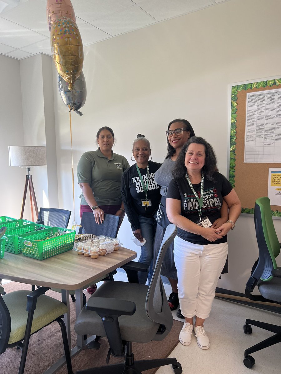 vickermcclain's tweet image. It’s my Birthday!! Been celebrating all weekend as I should 🥳 so thankful and grateful to see 43 and for a day off 🥰 #virgoszn #chapter43 #itsmybirthday Thanks to all who made this a special one…