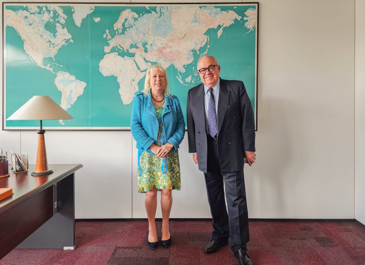 RGrangui's tweet photo. Bonne réunion avec Mme Fabienne L'hoost, directrice générale de l'Agence fédérale belge pour le commerce extérieur #BFTA. Nous continuerons à travailler dur pour promouvoir le commerce et l'investissement entre le Mexique et la Belgique @BEmissionBFTA https://t.co/WJLxrUJTvY