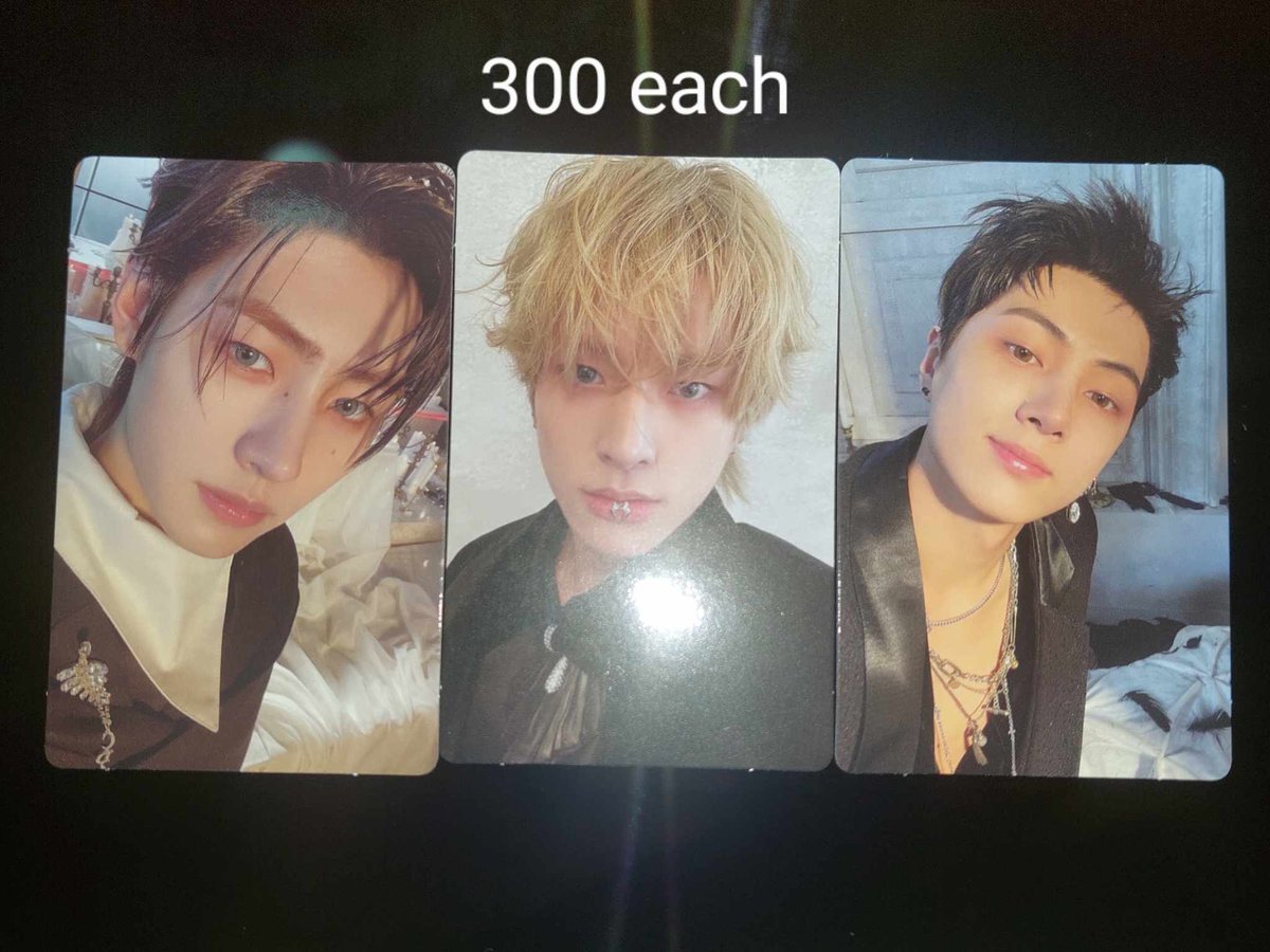 kungchipangchi's tweet photo. wts lfb ph enhypen dark blood pc photocards onhand help rt
— click pic for prices ! 

dop : payo or 2 days reservation
dm/reply to claim 
rcbyt. https://t.co/XAAw50pDk5 https://t.co/FMXYGPSt84