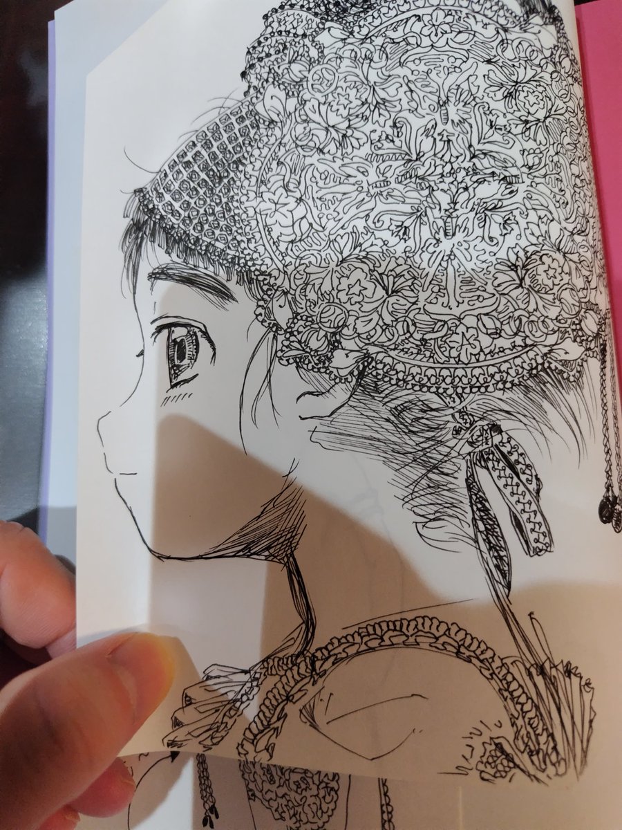 今回初めてSYMBOL10 @nogi069 さんとリアルでお会いして、感激するまもなく差し入れていただいたのは…まさかの1点製本第二弾!w
何から何まで凄すぎるっ!!!!
ありがとうございますありがとうございますっ✨✨✨
#コミティア145 