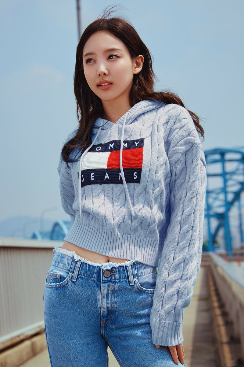 TWICE ナヨン Nayeon for Tommy Jeans ? ブランド側「グローバルK-POP 