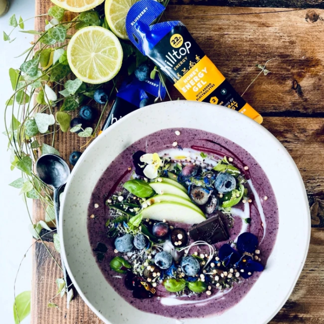 Thanks @ellamayeats for this Blueberry Honey Energy Gel & Banana Smoothie Bowl- the best way to start your day 😍 22g carbs ✅ Up to 30 mins energy ✅ Great as a pre or post workout treat ✅ bit.ly/3Z2nZlb #hilltopenergy #hilltopenergygels #hilltoprecipe