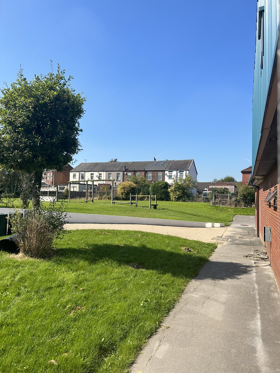 MissMartin tweet media