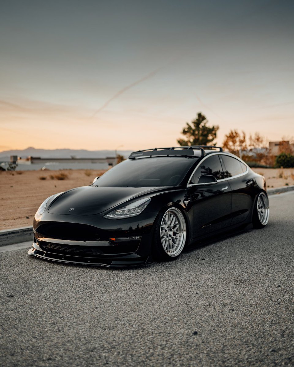 evannex_com's tweet photo. Show off your #Tesla glow-up! 🌠
Tag us in your Tesla transformation and use hashtag #EvannexMods to be featured on the page.
#TeslaModifications #EVCustomization #TeslaUpgrades #TeslaTuning #EVMods #TeslaAccessories #EVTuning #EVCosmetics #ZeroEmissionsTuning https://t.co/n1UVIwaKlC
