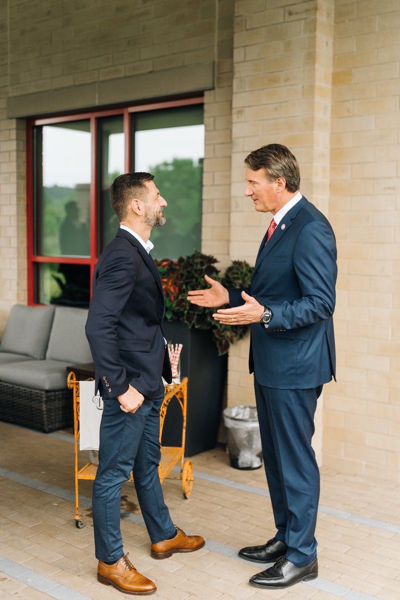 Press Glass will invest $155 million to expand U.S. plant in Ridgeway, VA.

More: pressglass.com/press-glass-wi…

#pressglass