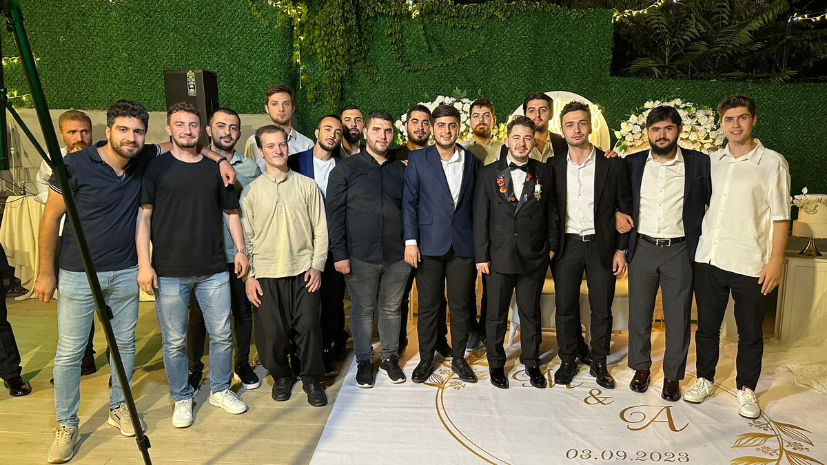 Millî Gençlik Kulübümüzün kıymetli üyesi, Mali İşler Birim Başkanımız Mehmet Akif Önder kardeşimizin düğün merasimine katılım sağladık.

Allah bir ömür bahtiyar eylesin.