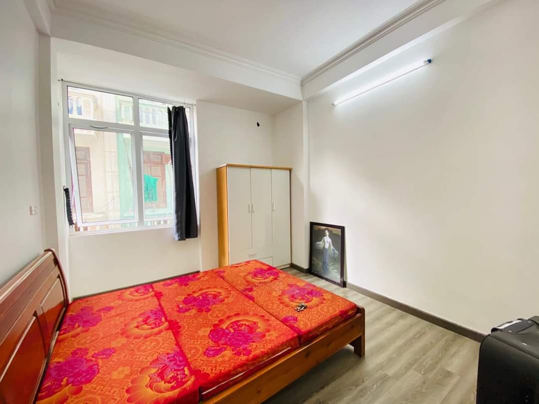 BuiBaNhieu's tweet photo. Doãn Kế Thiện, #CầuGiấy, #HàNội 
- 40/48m²,  6 tầng, mặt tiền 5.6m
- Giá 13.3 tỷ 
💥 NGÕ TO HƠN PHỐ, LÔ GÓC Ô TÔ TRÁNH, VỈA HÈ, KINH DOANH SẦM UẤT ĐÊM NGÀY 
+ Nhà xây 6 tầng cực kì chắc chắn, chủ mới sửa sang.
#Villa #Villanos #chéo #bds #thocu https://t.co/D0i0oiOmfC