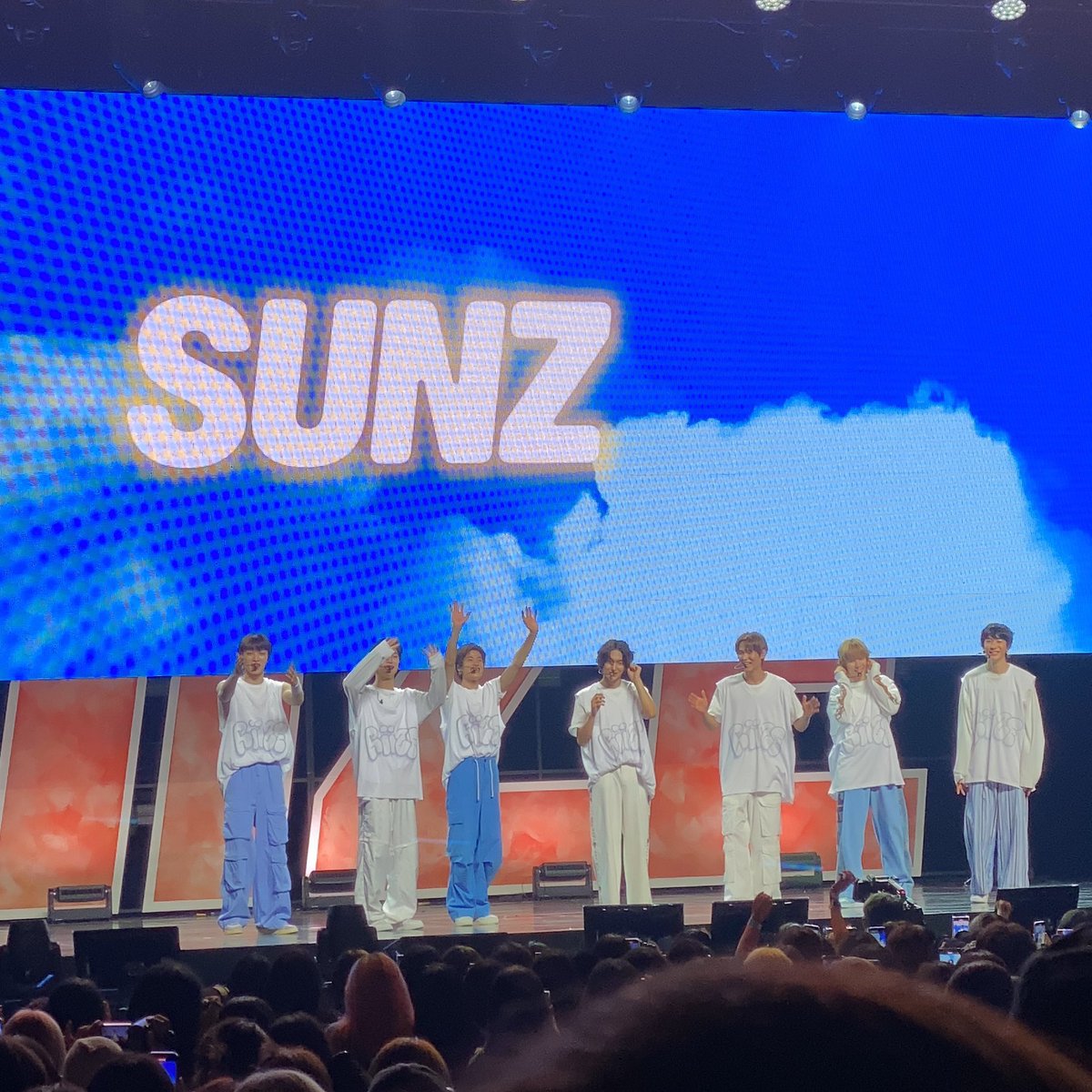น้องข้าวประกาศชื่อแฟนคลับอย่างเป็นทางการแล้ว คือ SUNZ (ซันจึ) ออกเสียงเหมือนไรจึ 🥹🥹