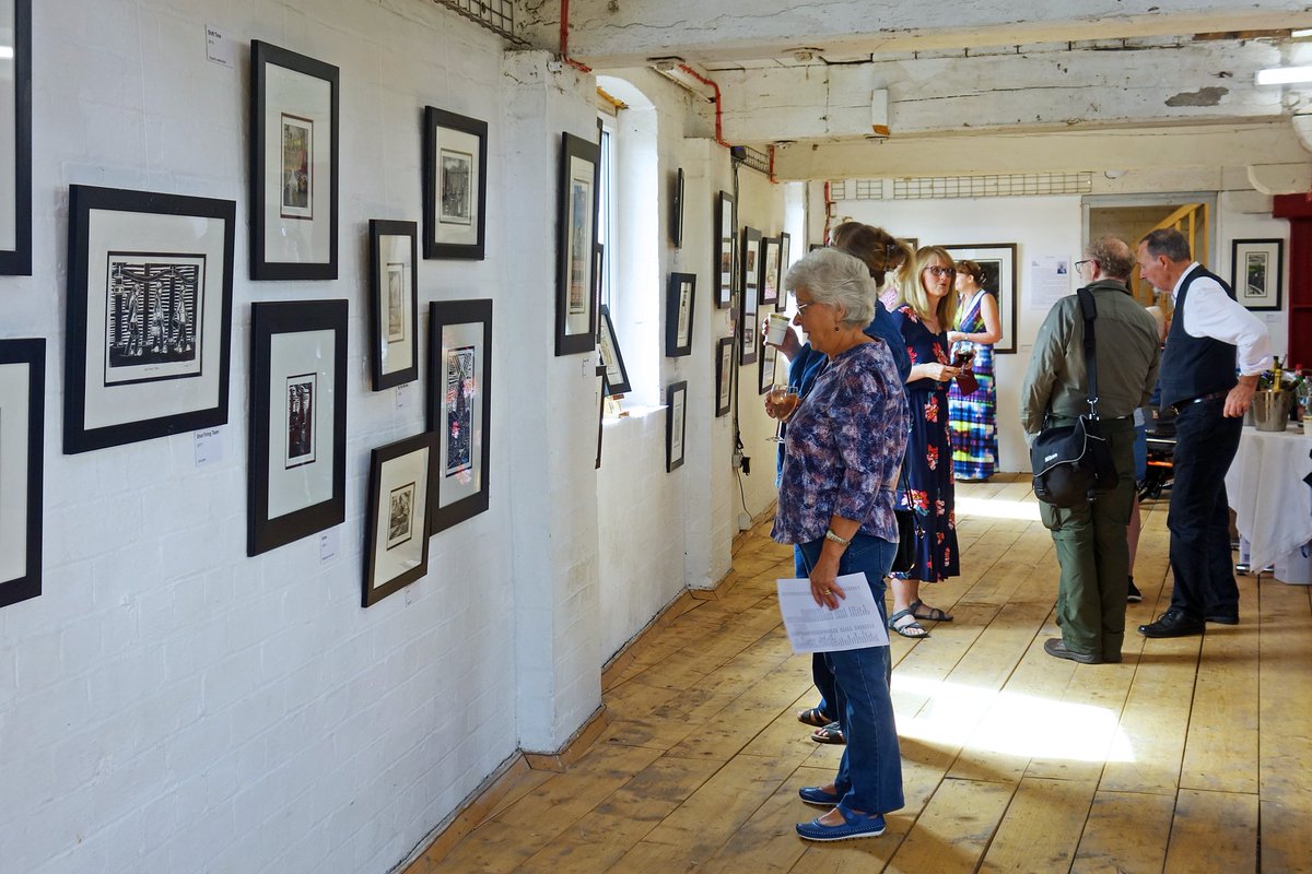 Queen's Mill Castleford tweet media