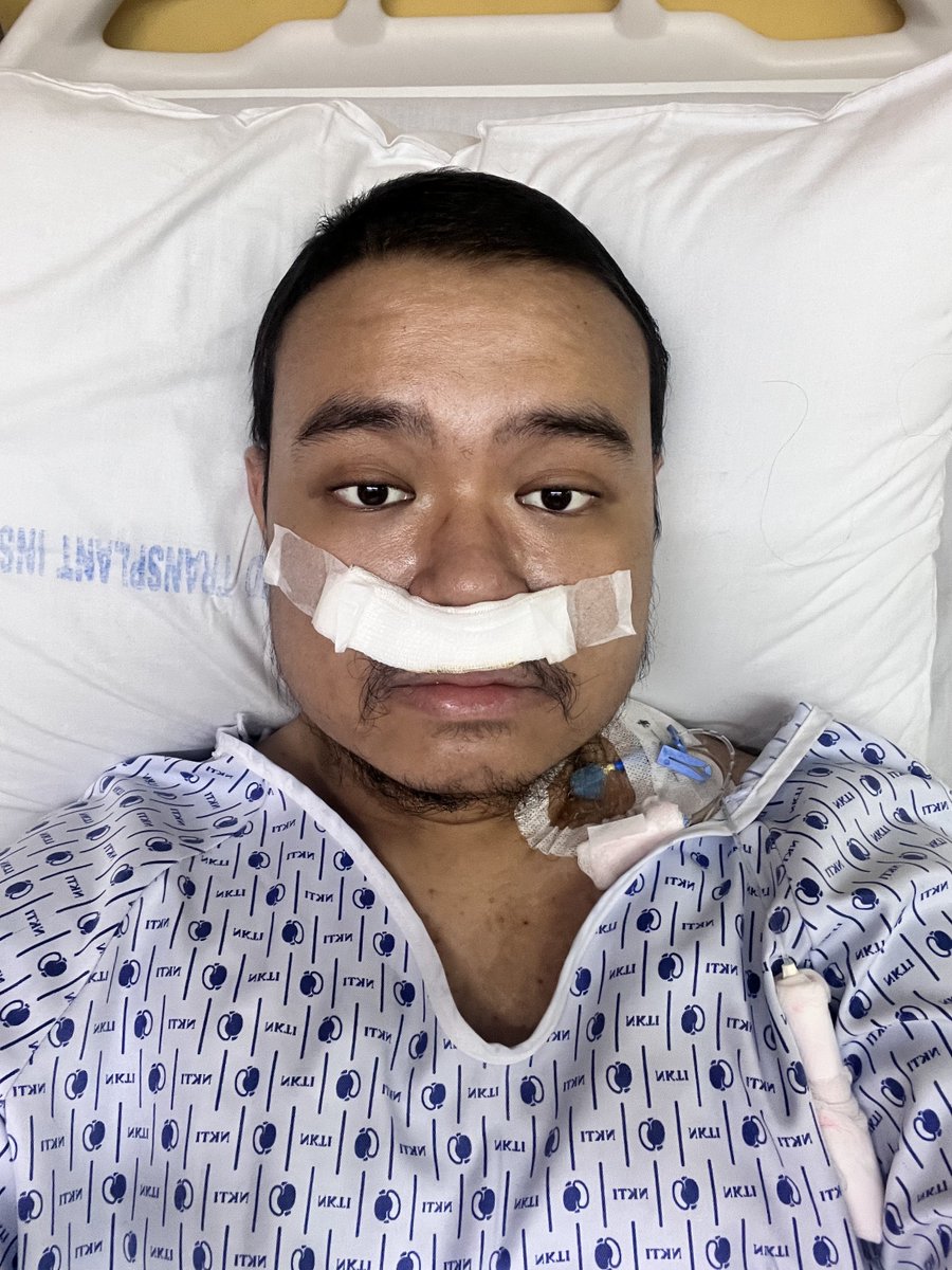 IstibenDR's tweet photo. Screaming crying throwing up punch me in the face https://t.co/5gWjvegGNr
