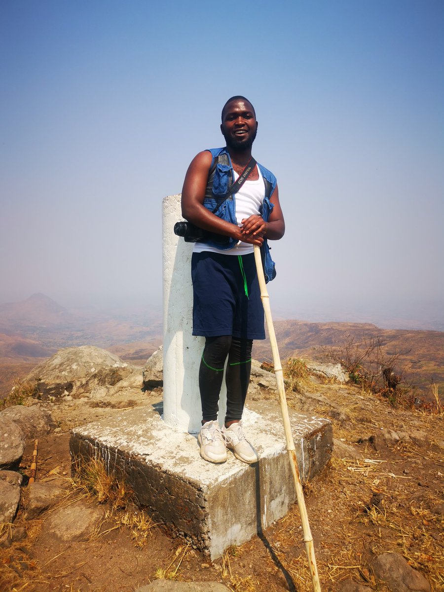 JamesChakana's tweet photo. #HikingMichiruHills! https://t.co/1P2vNzgi5E