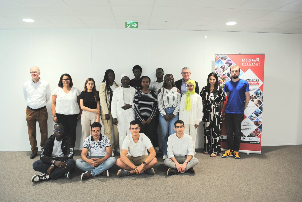 C'est la rentrée pour nos étudiantes et étudiants qui intègrent notre nouveau campus à Poitiers ! 
Issu(e)s de bac+2 (cycle préparatoire, BTS, BUT...), elles et ils effectueront leur formation pendant 3 années, en apprentissage.
Bienvenue à eux !