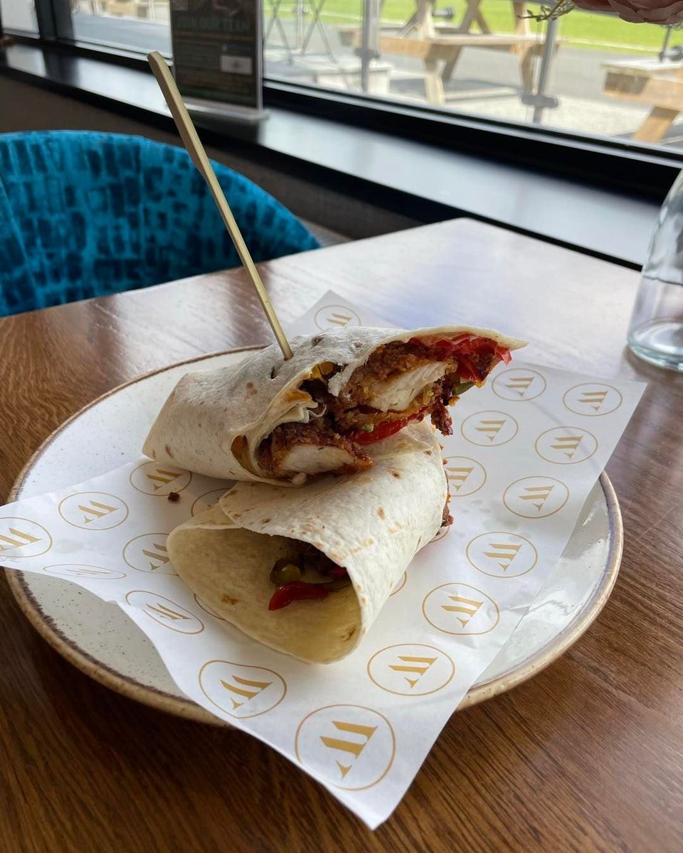 A wrap that all our customers love to order: ⬇️

Show us your wrap 👀