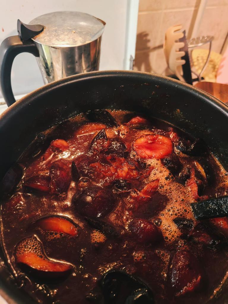 fornfan's tweet image. So, die italienischen Trockenpflaumen 👇
#Spacetalk