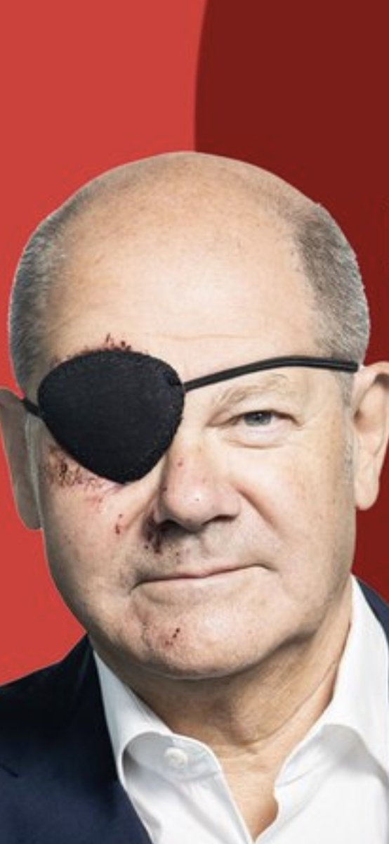 MrDavidTreets's tweet photo. Wenn „Captain Olaf Sparrow“ einen Joggingunfall hatte, bin ich die Prinzessin von Monaco.

#Unfall #OlafScholz #Piraten https://t.co/3N5YGCYCM0
