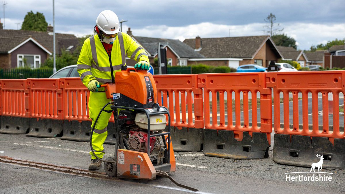 hertscc's tweet photo. Nearly 90 highways improvement and maintenance works are taking place across Hertfordshire this month. To find out more visit https://t.co/HvdpTkcEE6 https://t.co/hbxHiAFQV8