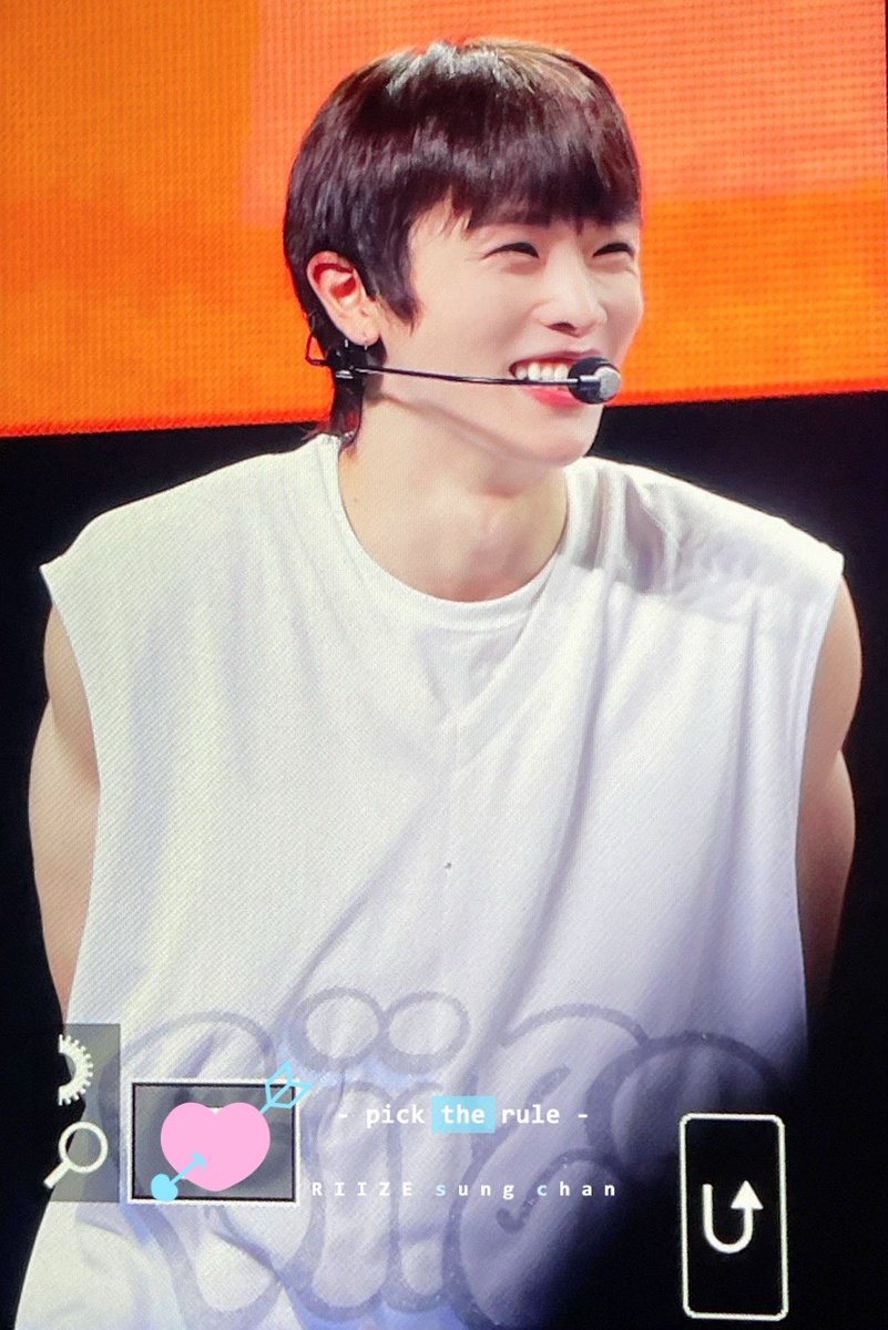 230904 귀여운 얼굴에😊
#성찬 #SUNGCHAN #RIIZE #라이즈