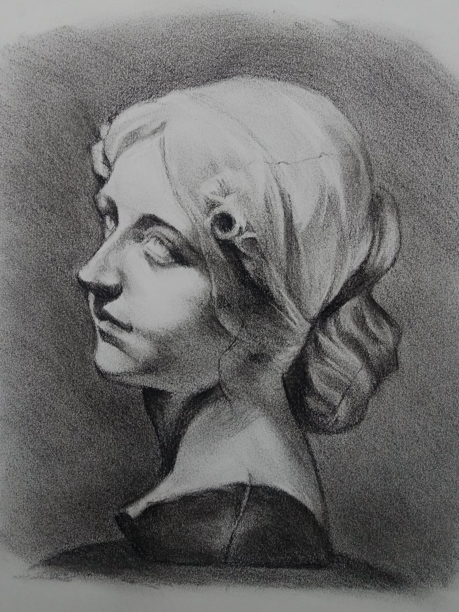 idwardoart's tweet photo. Some head studies I did for my apprenticeship last month (sorry no new art been quite busy w uni ehe) https://t.co/eFWNhqvuPA