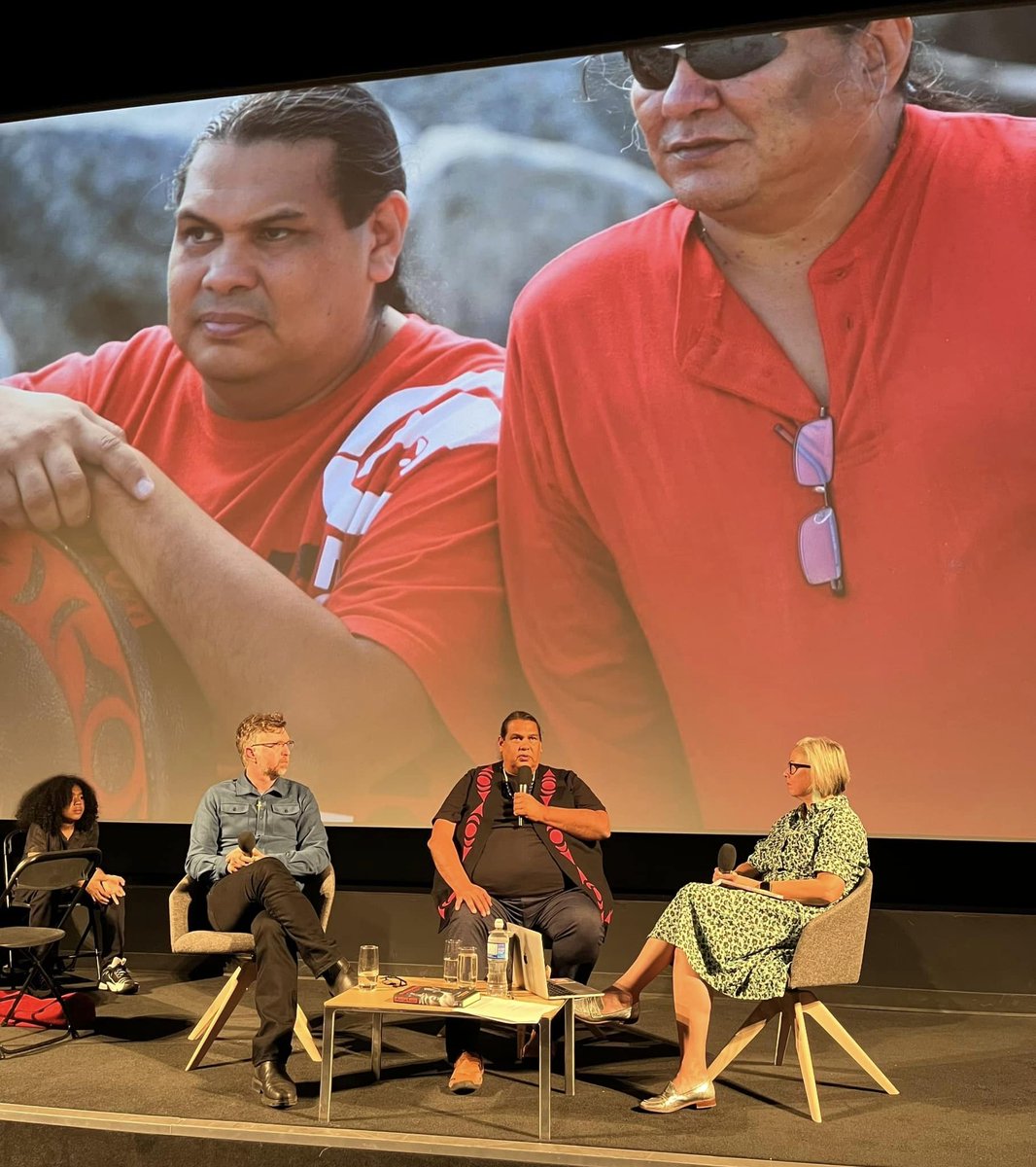 💡Mike Simpson celebrated his new book, It Stops Here! in a packed Vancouver theatre🎉. #ItStopsHere draws on ancestral #indigenous teachings to heal from #colonial violence✊ &amp; standing up #fossilfuel companies🏭. After 2 days, the book is in top 10 weekly #Canadianbestsellers📚